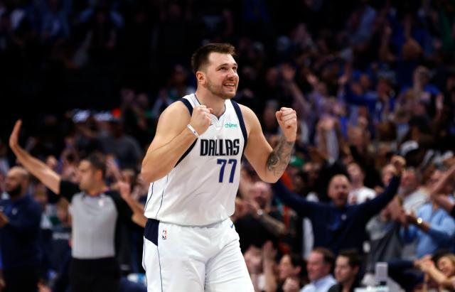 221103052713-03-luka-doncic-mavs-wilt-chamberlain.jpg